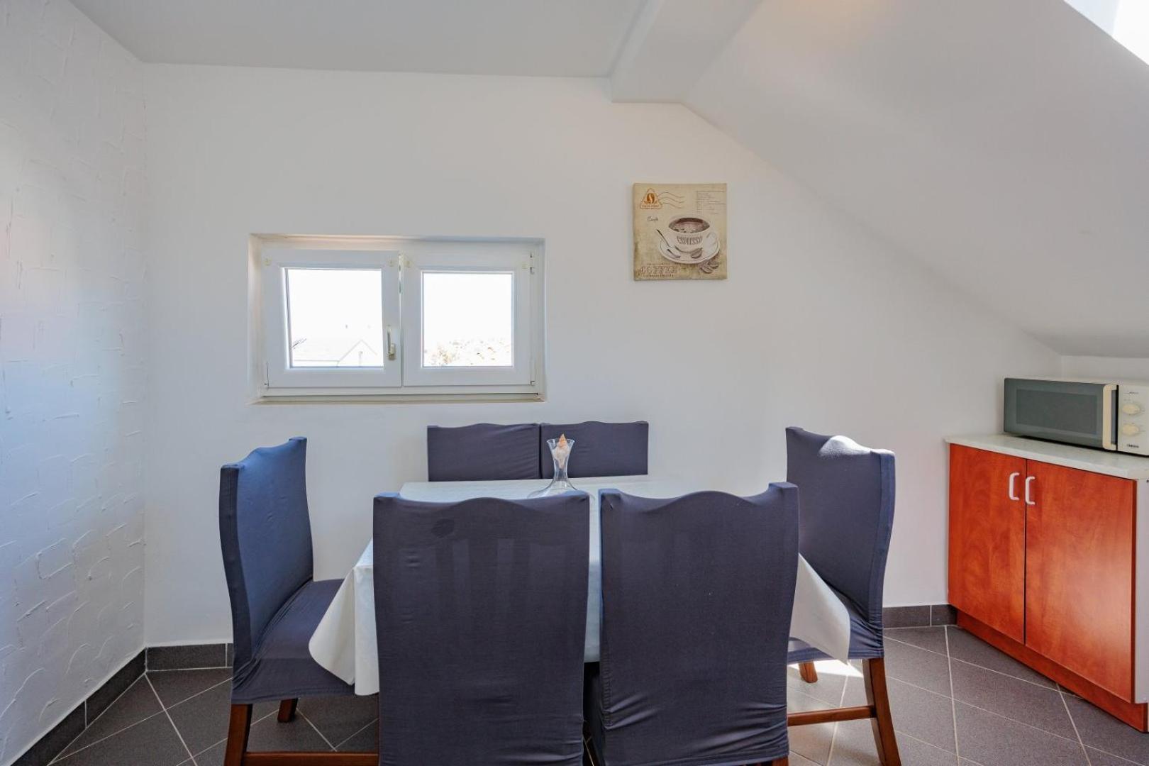 Crowonder Lucky Holiday House With Pool And Patio 30 Meters From The Beach Zadar Exterior foto