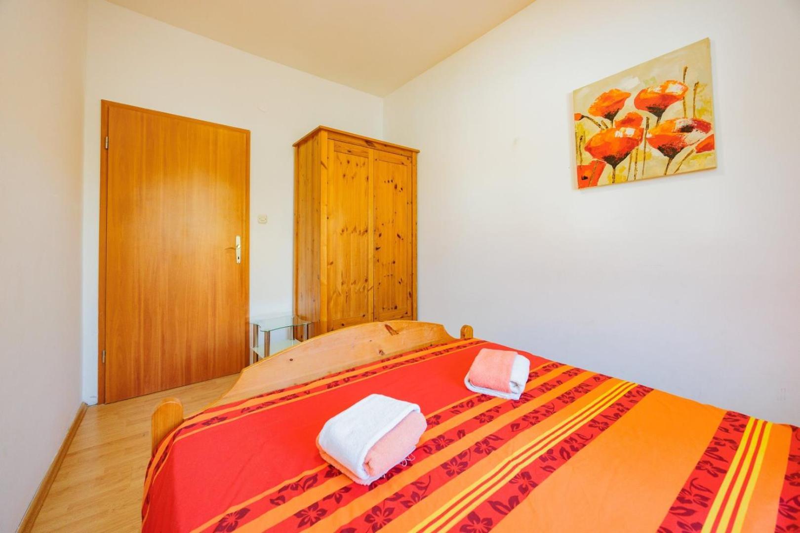Crowonder Lucky Holiday House With Pool And Patio 30 Meters From The Beach Zadar Exterior foto
