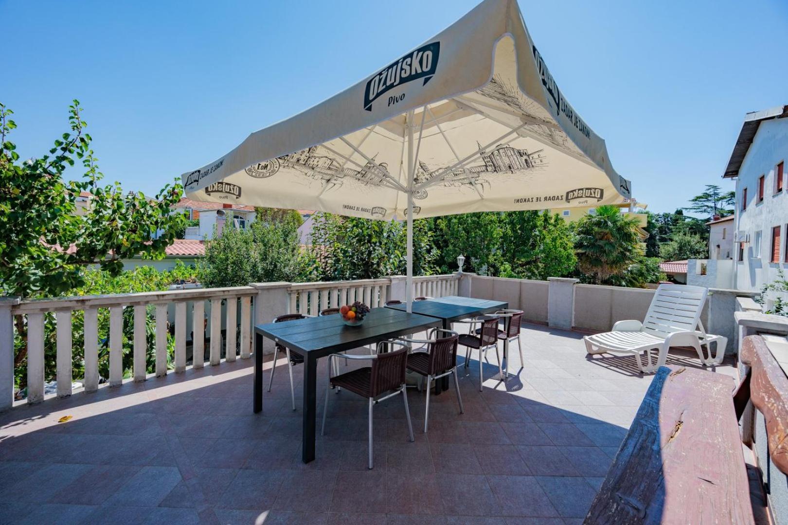 Crowonder Lucky Holiday House With Pool And Patio 30 Meters From The Beach Zadar Exterior foto